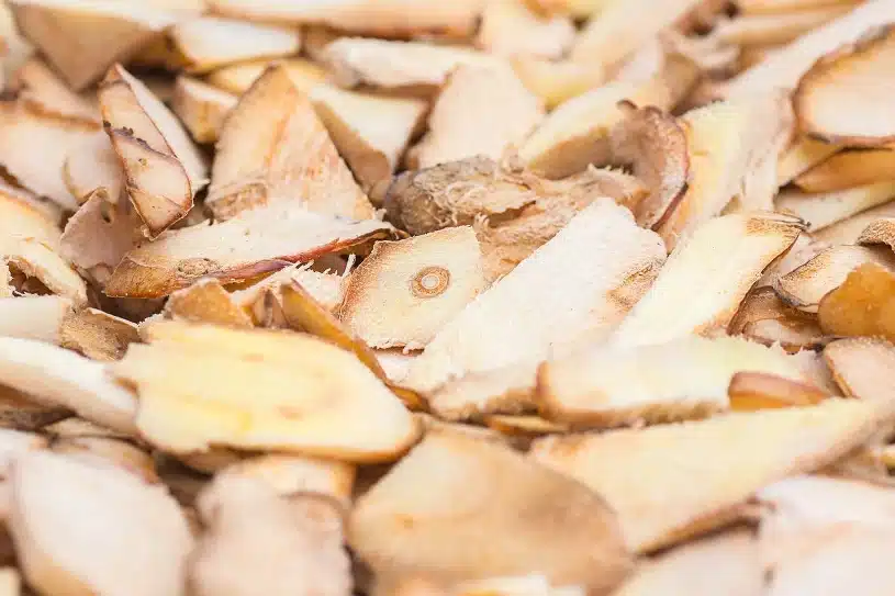 Není to zázvor ani kurkuma, i když se jim vzhledem podobají. Regulují hladinu cukru a cholesterolu v krvi a pomáhají spalovat tuk v oblasti břicha.