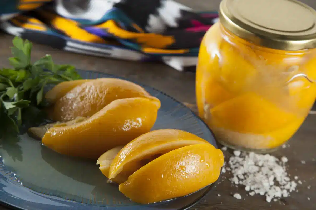 Nakládané citrony: přírodní způsob, jak zlepšit trávení, posílit imunitu a zmírnit nadýmání.