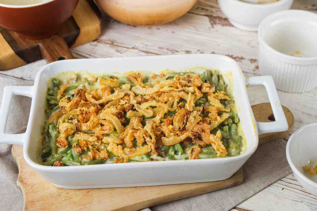 Zapečená fazole a brambory: opravdová pochoutka přímo z trouby.