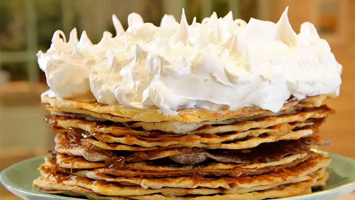 Dort „Rogel“: recept s velkým množstvím dulce de leche a tajemstvím dokonalé italské meringy.