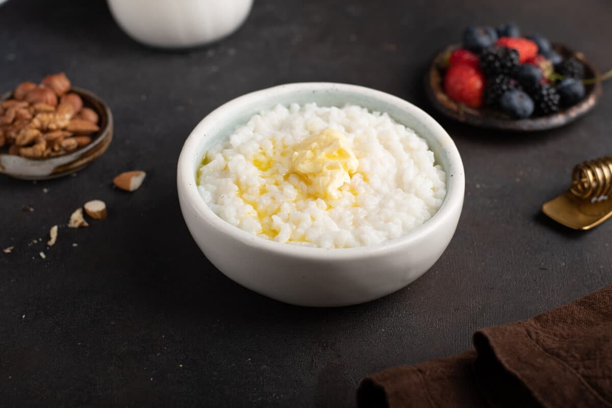 Zapomeňte na ovesnou kaši. Tato snídaně je nyní velmi populární, je prospěšná pro střeva a srdce.